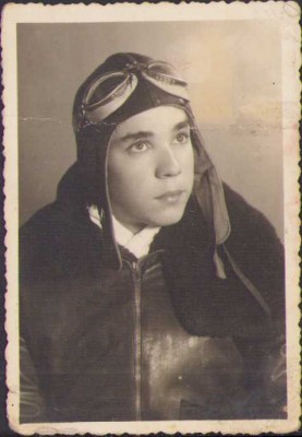 HST M15 Poză pilot rom&amp;acirc;n aviație 1944 foto