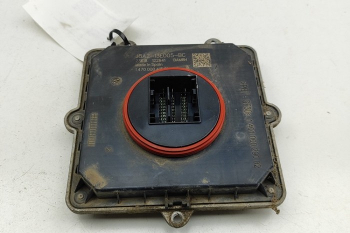 Unitate de control lumini LED LAND ROVER RANGE ROVER VELAR L560 2018 OEM: J8A2-13E005-BC | 32192107