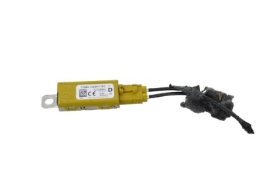 Amplificator de antena LAND ROVER RANGE ROVER IV L405 2019 OEM: FW93-18C847-GC 24983740 foto