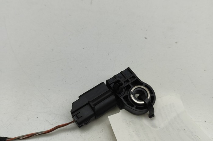 Senzor de impact dreapta spate LAND ROVER RANGE ROVER EVOQUE L538 2018 OEM: FH22-14B006-AB | 31560402