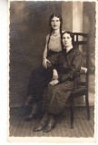 M1 F17 - FOTO - fotografie foarte veche - mama si fiica - anii 1930