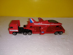 bnk jc Matchbox Convoy - DAF 3300 Space Cab - 1/86 + trailer cu avion foto