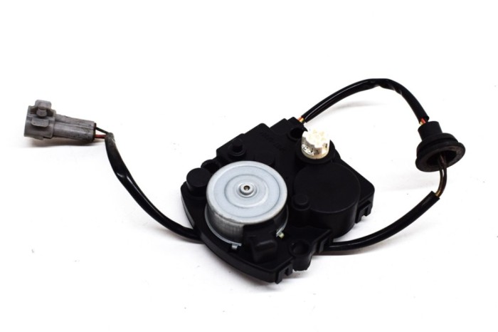 Motor de reglare nivel far dreapta față TOYOTA ESTIMA III _R2_, _R5_ 2007 OEM: 865100-0730,85663-33010,37000-78515 17410574