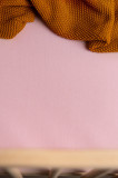 Cearsaf cu elastic din vascoza de bambus Sensillo 140x70 cm roz