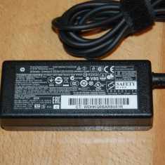 INCARCATOR LAPTOP HP 19.5V 3.33A 65W PPP009D SERIES MUFA ALBASTRA 4.5*3.0mm