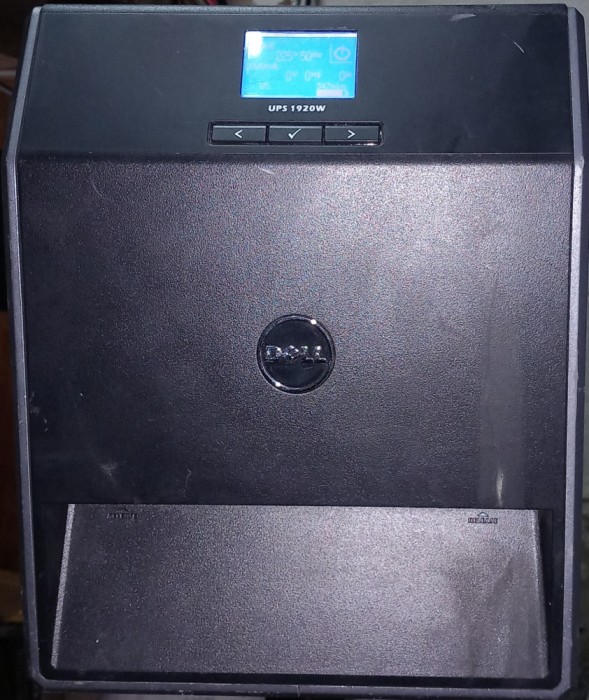UPS Dell K789N 1920W sinus pur, baterii noi (6x12V/9Ah), modul rețea, USB, RS232
