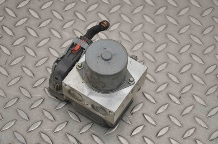 Pompa ABS VW CC 358 2014 OEM: Coupe | 18043954