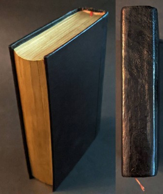 ✝ Biblie veche BIBLIA sau SFANTA SCRIPTURA a VECHIULUI si NOULUI TESTAMENT cu TRIMITERI 1223 pag. Cotor de piele, șnit aurit. Tiparita in America. foto
