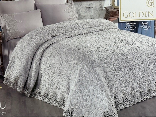 Set Lenjerie + Cuvertura de lux Matlasata cu broderie Eleganta 6 piese Gri