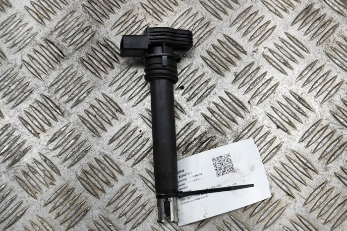 Bobina de inducție de &icirc;naltă tensiune AUDI A6 4F2, C6 2005 OEM: 0221604115 22421500