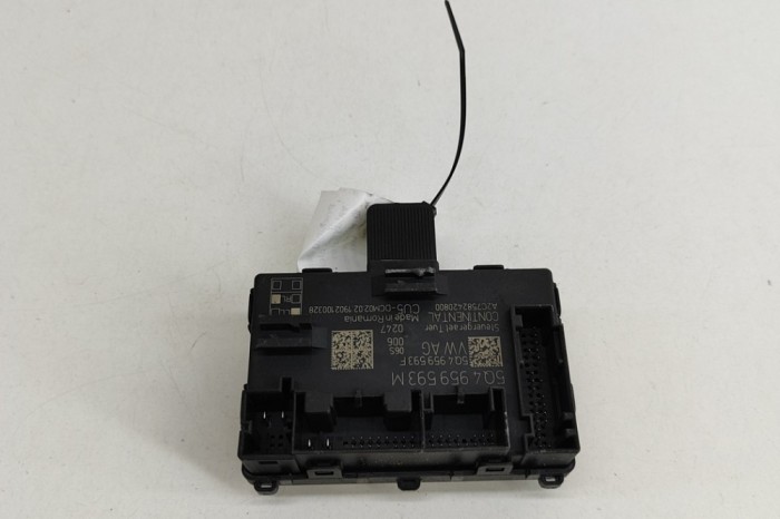 Modul de control ușă dreapta față SEAT LEON ST 5F8 2019 OEM: 5Q4959593M,5Q4959593F,A2C7582420800 26062709