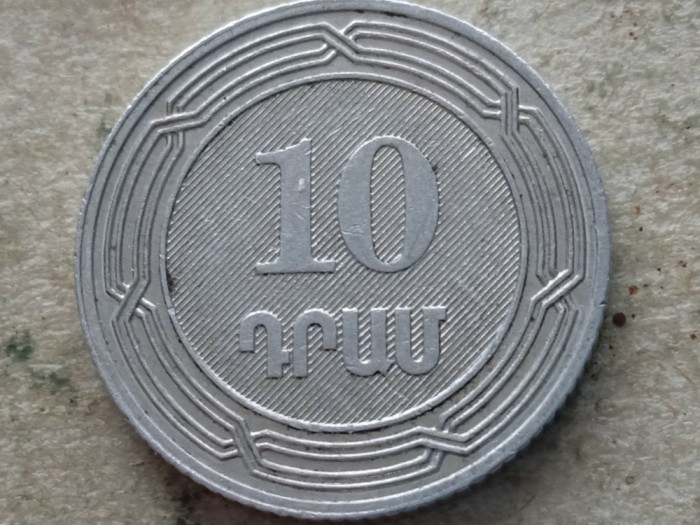 ARMENIA-10 DRAM 2004