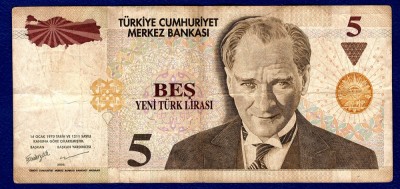 (1) BANCNOTA TURCIA - 5 LIRE 2005, ANITKABIR ANKARA foto