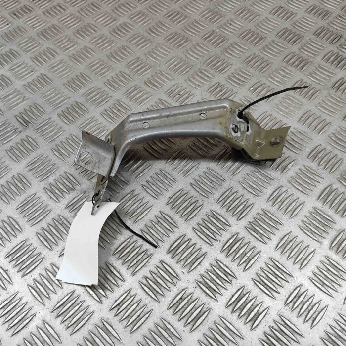 Suport aripa st&acirc;nga față VW PASSAT Variant B8 3G5 2020 OEM: 3G0821141A,3G0809471 30434588