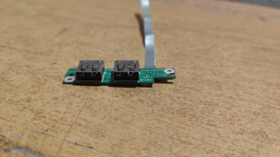 Port Usb Laptop Emachines E528 Series foto