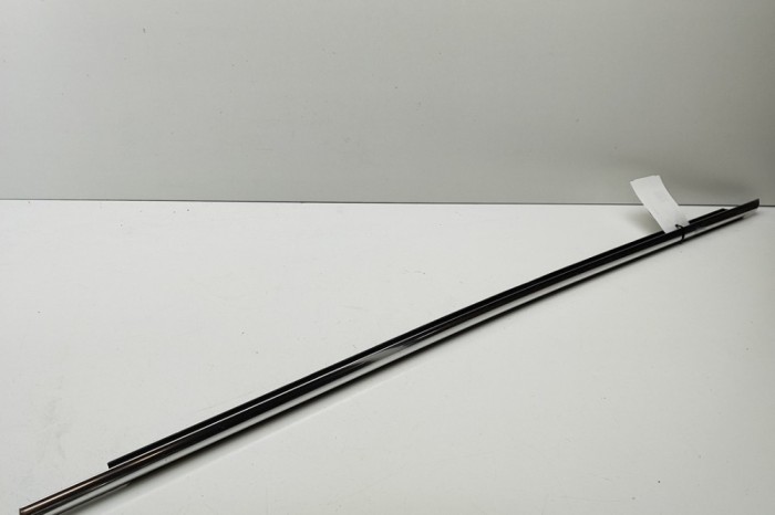 Chedar geam ușă st&acirc;nga față VW PASSAT Variant B7 365 2012 OEM: 3AA837475,3AA837475A | 30193932