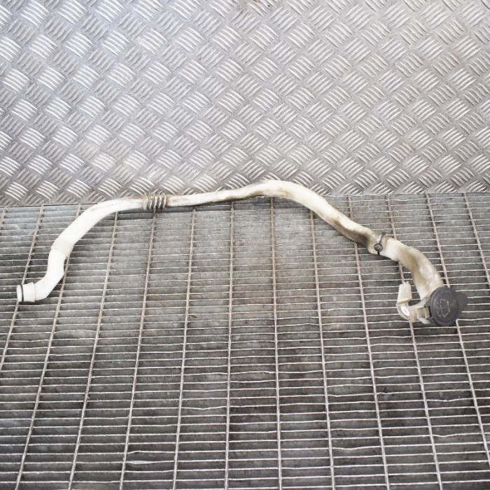G&acirc;t de umplere rezervor lichid de parbriz BMW 5 Touring F11 2010 OEM: 11868015 10000163