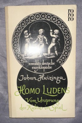 Huizinga Homo Ludens (in germana) foto