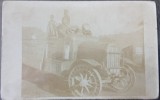 Fotografie tip Carte postala, masina cu militari in primul razboi mondial