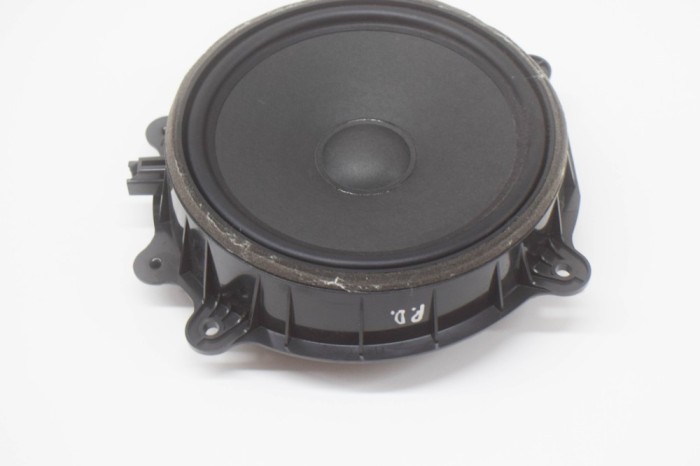 Difuzor ușă dreapta față TESLA MODEL 3 2019 OEM: 1079744-00-E 12645047