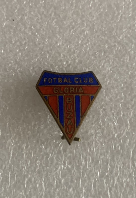 Insigna fotbal club Gloria Buzău foto