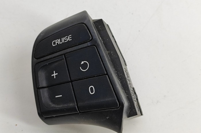 Buton de pe volan VOLVO S40 II MS 2005 OEM: 31264954 29829189