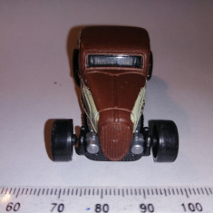 bnk jc Matchbox MB327 1933 Ford Coupe