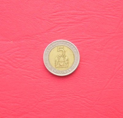 M3 C50 - Moneda foarte veche - Kenya - 5 shillings - 1997 foto