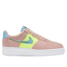 Pantofi Femei Nike Wmns Air Force 1 07 SE CJ1647600 foto