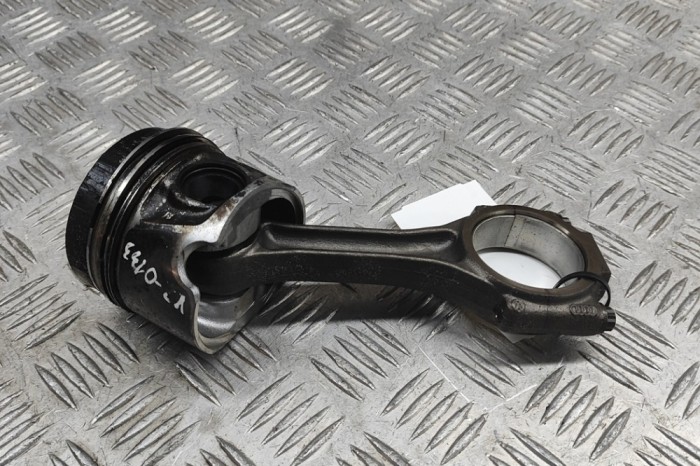 Piston SEAT LEON 1P1 2012 OEM: 03G107065C,038105401J 28162120