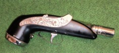 Decantor Blunderbuss de epocă, sticlă de whisky &icirc;n formă de pistol