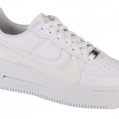 Pantofi pentru adidași Nike Air Force 1 PLT.AF.ORM DJ9946-100 alb