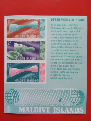 MALDIVE, SPACE - BLOC MNH IMPERF CU URME SLABE DE ȘARNIERĂ foto