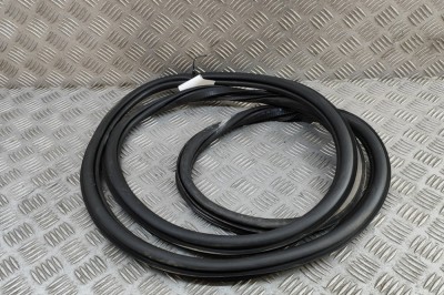 Garnitura ușă dreapta față SKODA SUPERB III Estate 3V5 2017 OEM: 3V0867366B | 31600475 foto