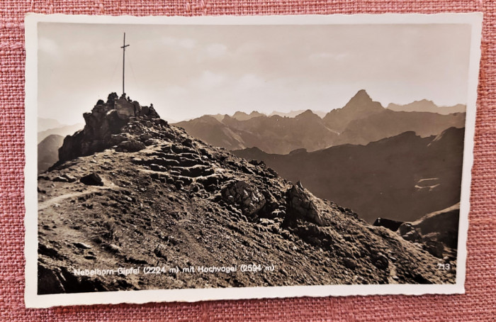 Varfurile Nebelhorn (2224 m) si Hochvogel (2594 m) din Alpi - Necirculata