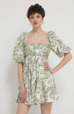 Abercrombie &amp; Fitch rochie culoarea verde, mini, evazati