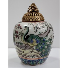 Vas din portelan si capac din bronz aurit pentru ghimbir, China, Sec. XIX