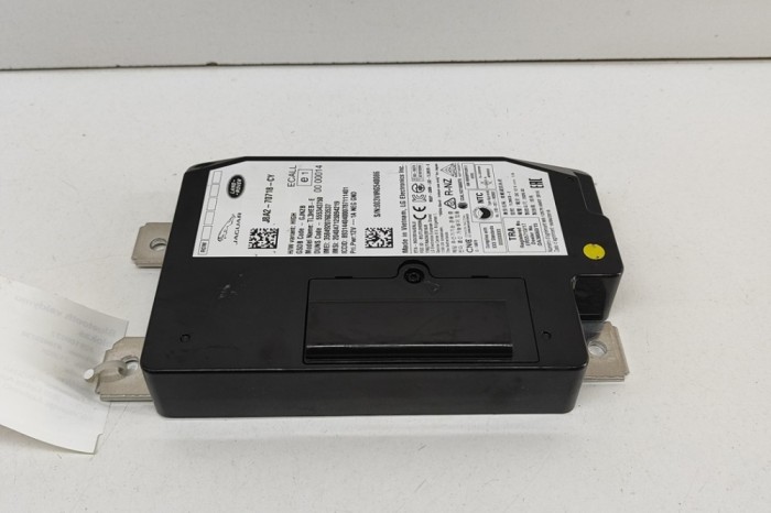 Modul de control Bluetooth JAGUAR I-PACE X590 2020 OEM: J8A2-70718-CY 28100037