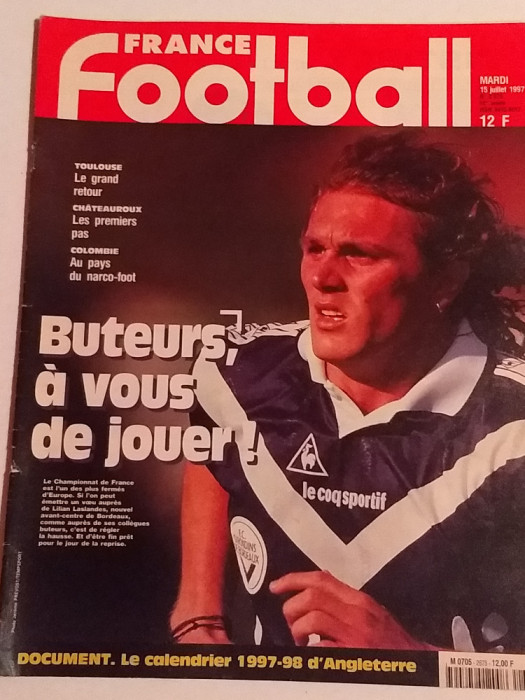 Revista fotbal - &quot;FRANCE FOOTBALL&quot; (15.07.1997)