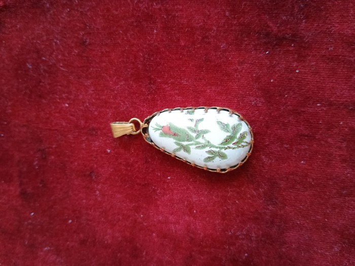 Medalion superb, vintage, de dama !!