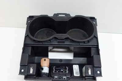 Suport de pahar TESLA MODEL 3 2019 OEM: 3586422,1087984-00-C,1095617-00-C | 13777129 foto