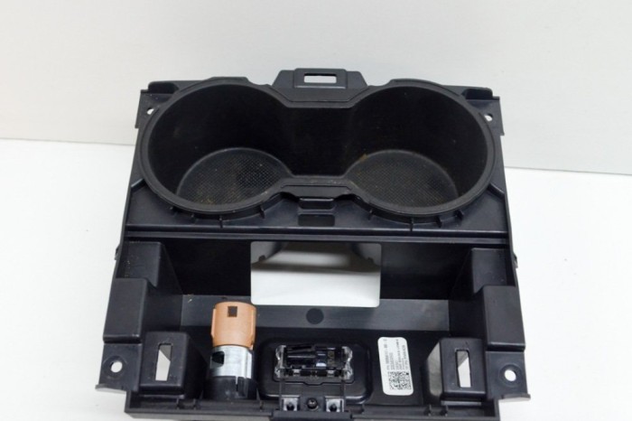Suport de pahar TESLA MODEL 3 2019 OEM: 3586422,1087984-00-C,1095617-00-C | 13777129