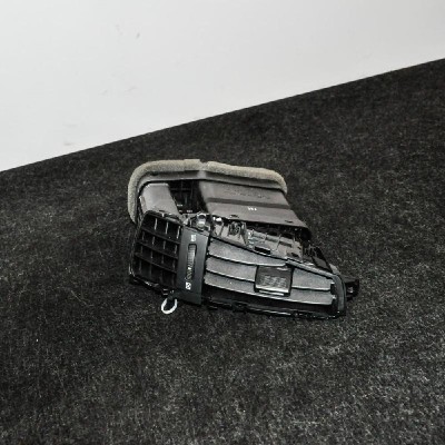 Gura de ventilație planșa de bord KIA CEE\&amp;#039;D Hatchback ED 2011 2525705 foto