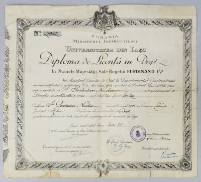 DIPLOMA DE LICENTA IN DREPT , UNIVERSITATEA DIN IASI , ELIBERATA LA 27 MAI , 1940, CONTINE SEMNATURA LUI A.C. CUZA * foto