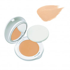 Fond de ten compact pentru ten uscat cu SPF 30 Couvrance, Beige 2.5, 10 g, Avene