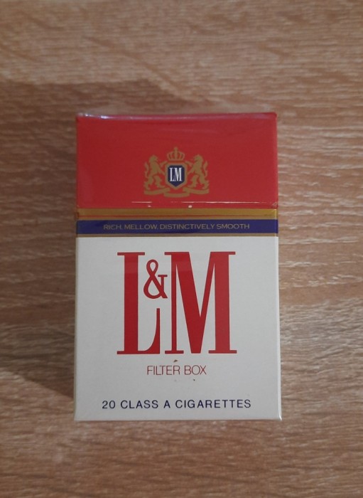 Pachet plin cu tigari LM anii &#039;80 Made in Hungary