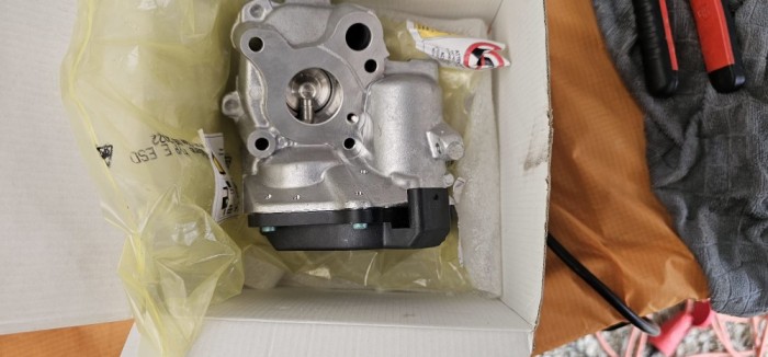 Supapa EGR MERCEDES-BENZ VDO A2C59514268, MB A6511421380 pt multe modele