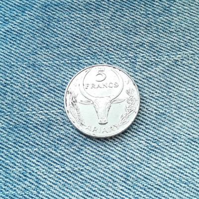 5 Francs Ariary 1981 Madagascar Republica Malgasa Malagasy foto