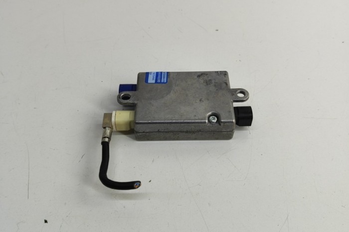 Amplificator de antena BMW 5 Gran Turismo F07 2010 OEM: 9123739 29366134