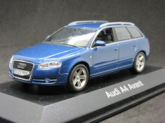 Macheta Audi A4 B7 avant Minichamps 1:43 foto